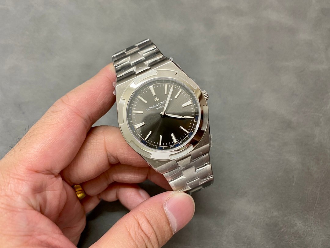 best replica luxury Vacheron Constantin watches Men's high quality imitation Overseas 1079160182 - Image 4