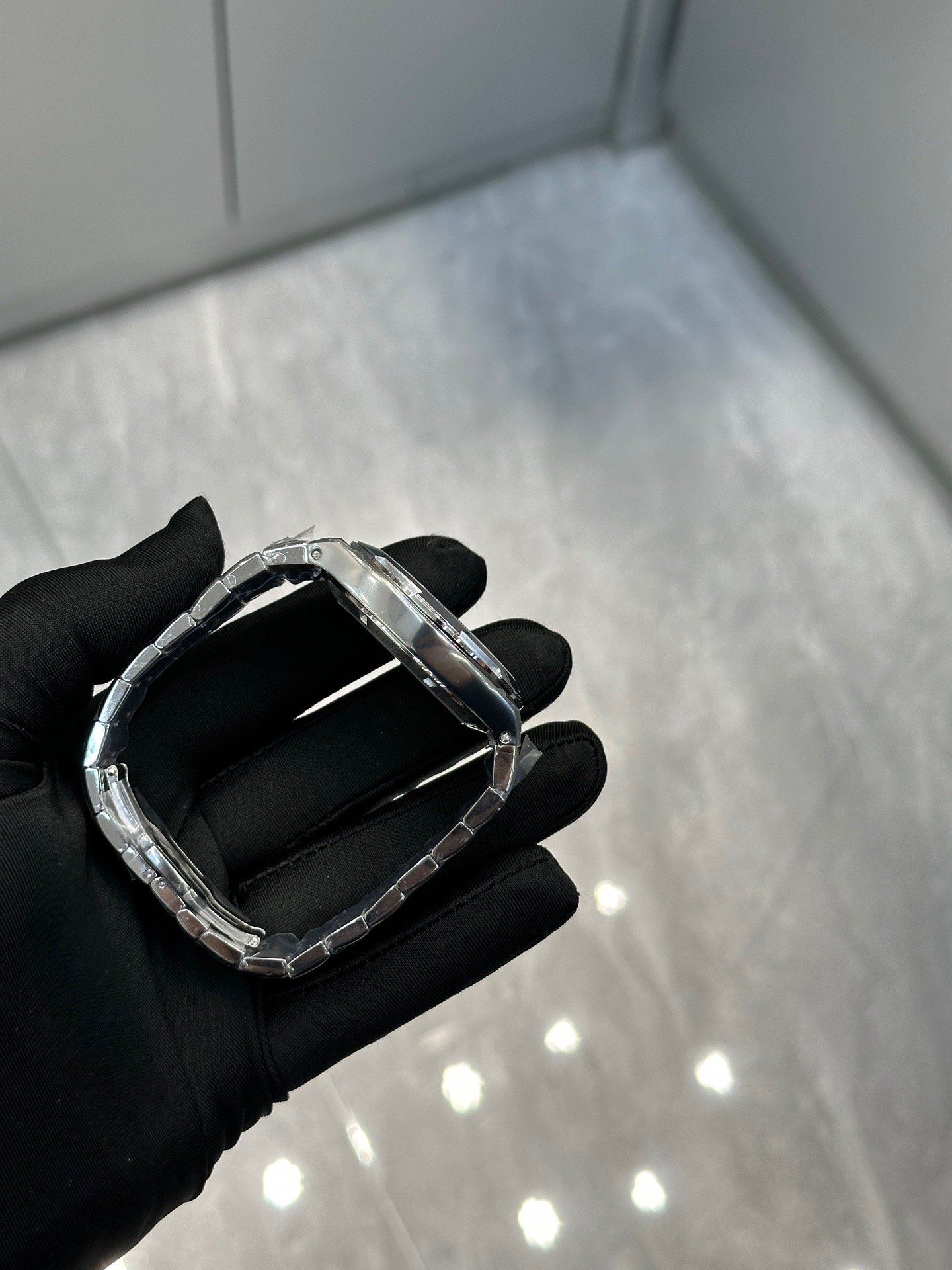 best replica luxury Vacheron Constantin watches Men's high quality imitation Overseas 1070136338 - Image 5