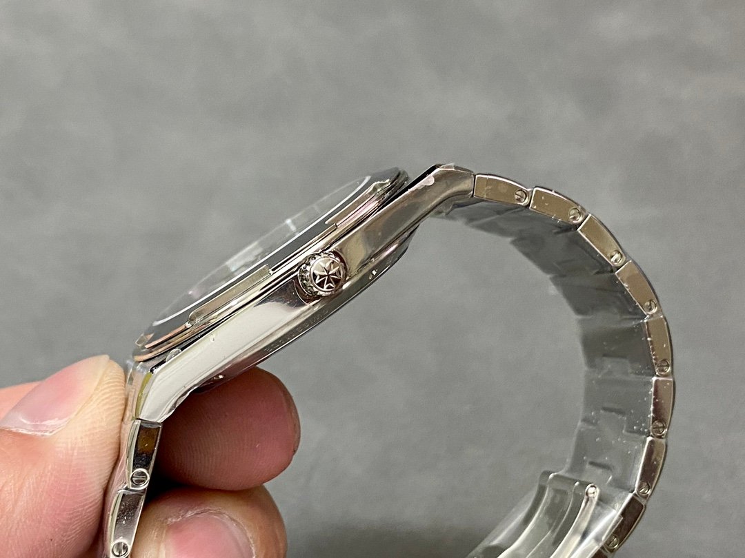 best replica luxury Vacheron Constantin watches Men's high quality imitation Overseas 1079160182 - Image 6