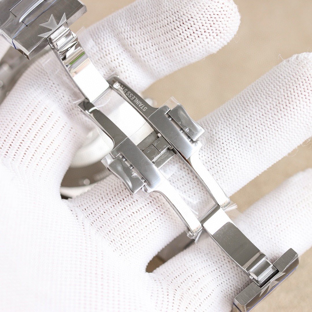 best replica luxury Vacheron Constantin watches Men’s high quality imitation Overseas 1061686115 - Image 9